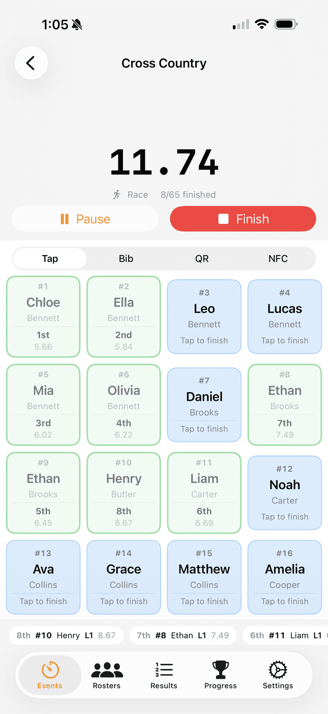 Run Lap Tap app showing runner timing grid